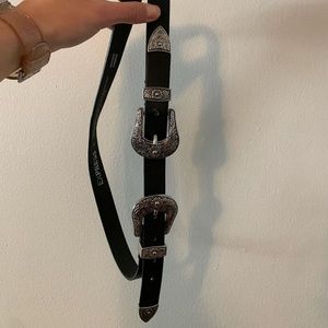 Double buckle belt